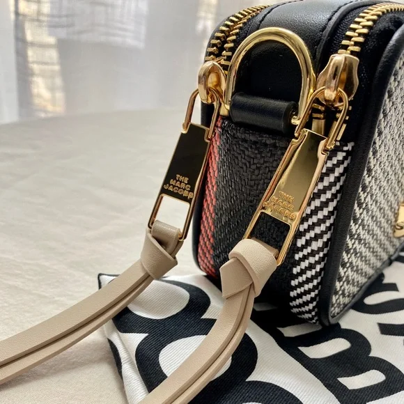 SOLD Marc Jacobs The Mixed Media Snapshot Crossbody Bag - Black - Picture 7 of 10